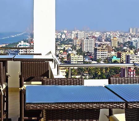 The Penthouse Above Sea Appartement Dehiwala-Mount Lavinia Buitenkant foto