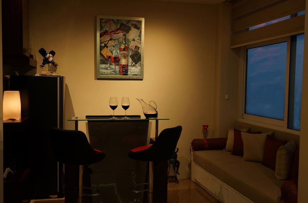 The Penthouse Above Sea Appartement Dehiwala-Mount Lavinia Buitenkant foto